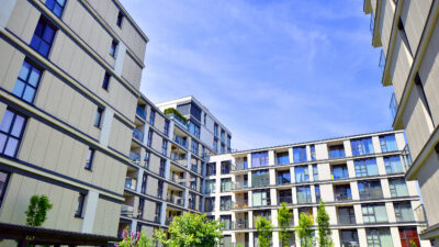 Types of Real Estate Deals - Investing in Multi-Family Luxury Apartment Investing